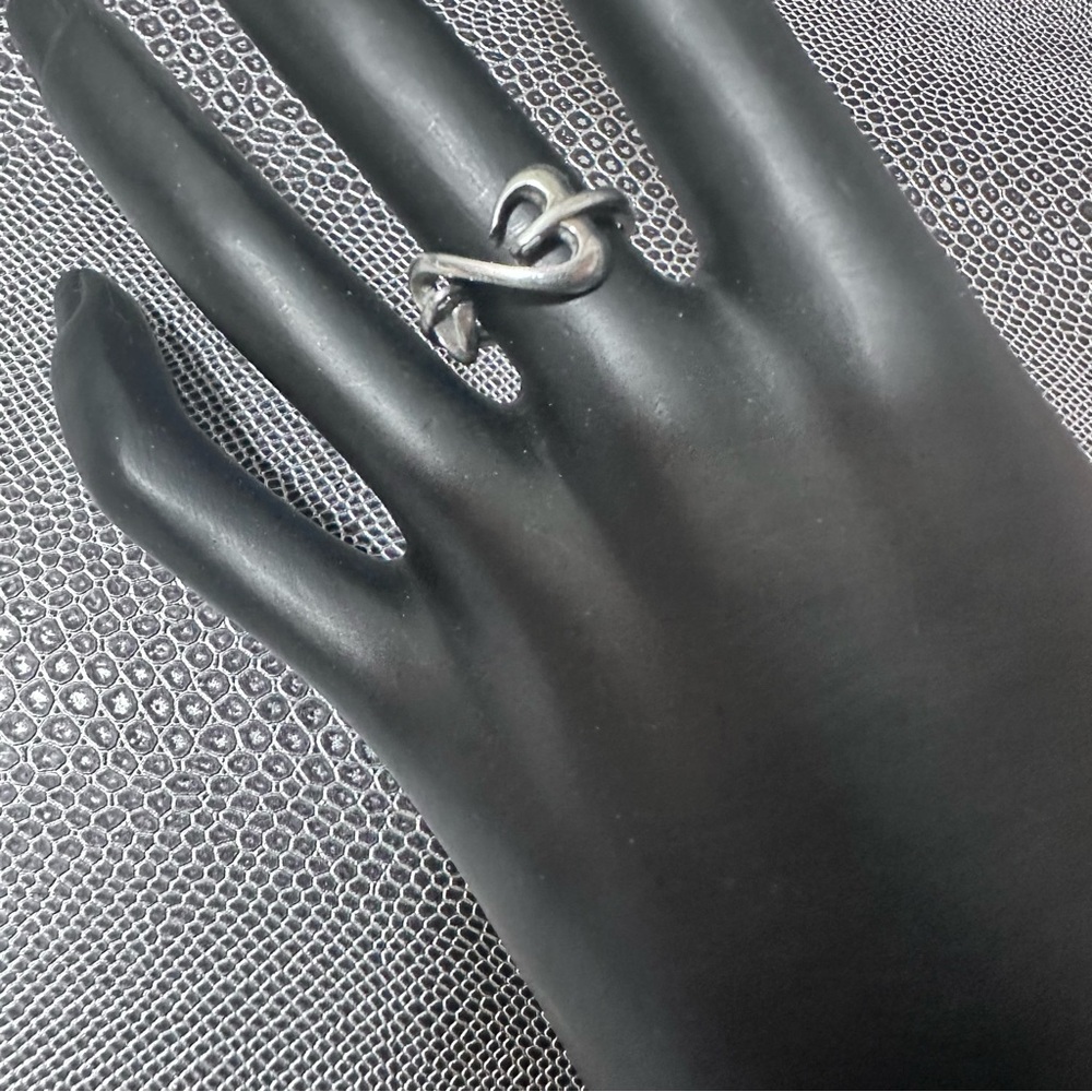 Vintage open heart 925 silver ring size 6